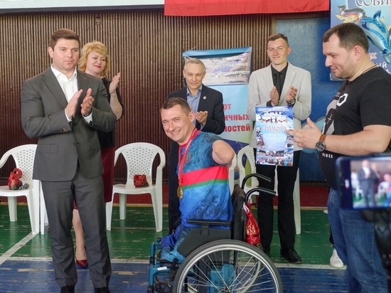 В Донецке завершился турнир по плаванию для паралимпийцев