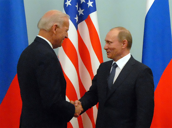 Кулеба заверил, что смотрит на возможный саммит России и США «с профессиональной дипломатической точки зрения»