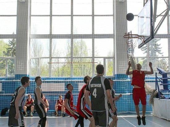 В ДНР стартовала спартакиада по баскетболу