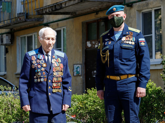 Открытки от Владимира Путина получат свыше 7 тысяч псковских ветеранов
