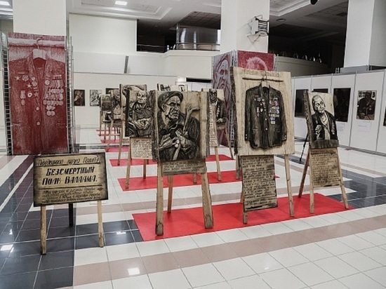 Выставка «Автографы войны» с «Бессмертным полком Валаама» открылась в главном музее Ямала