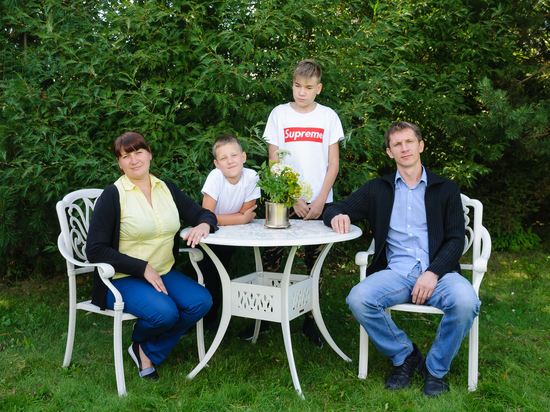 Жительница Новосибирска рассказала, как ее сын уже 10 лет живет с редким генетическим заболеванием