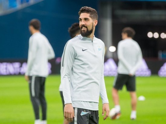 Клубы РПЛ потратили 12 миллионов на игрока, не стоившего и одного