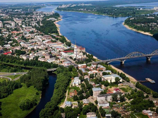 Уровень воды в Волге начал снижаться
