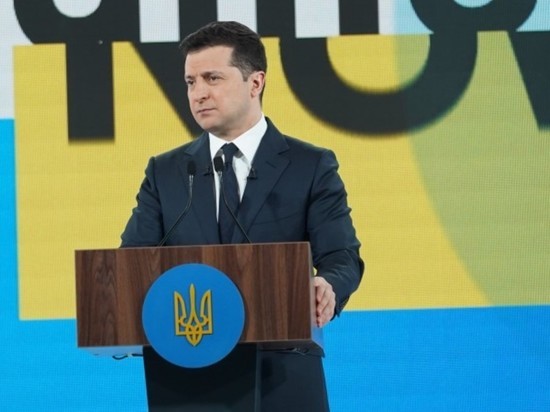 Зеленский: украинский День памяти и примирения не замена Дню Победы
