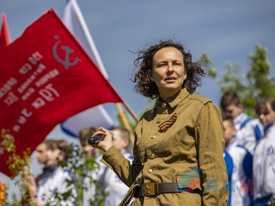 Чичерина выступила перед луганскими ветеранами