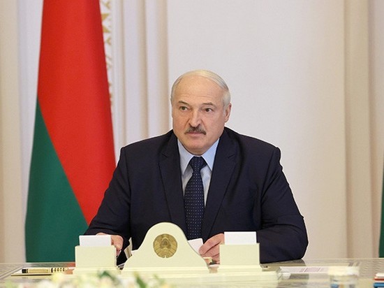 Лукашенко подписал декрет о защите суверенитета и конституционного строя