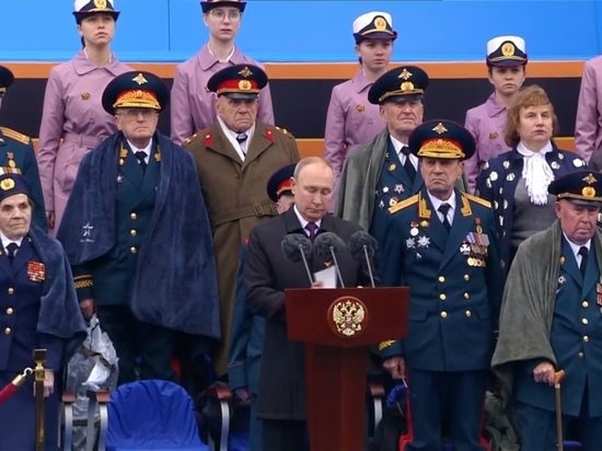 Парад Победы в Москве посетил ветеран из Твери