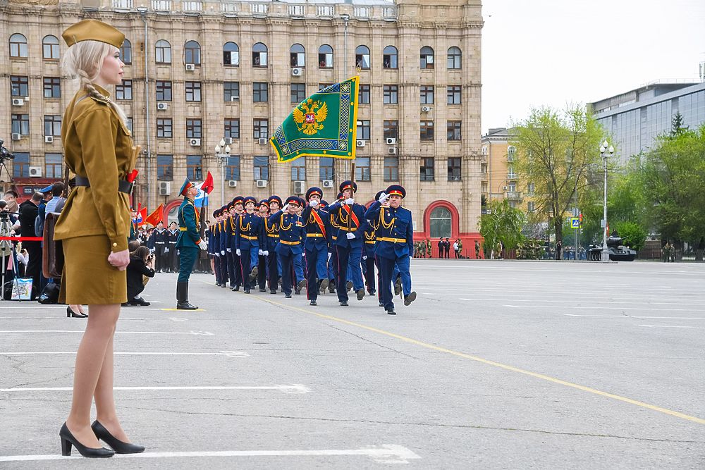 В Волгограде завершился военный парад в честь Дня Победы