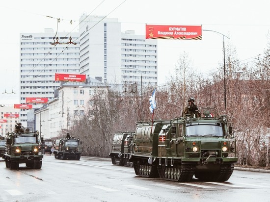 Военный парад в День Победы состоялся в Мурманске