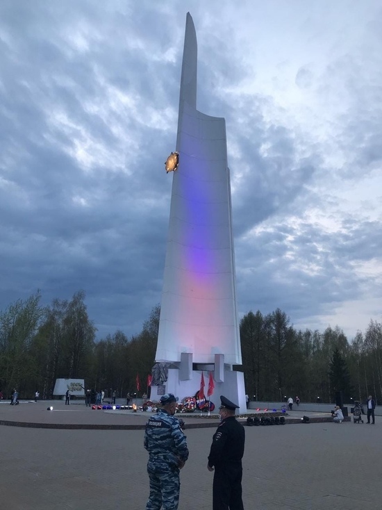 В Кирове отменили световое шоу в честь Дня Победы