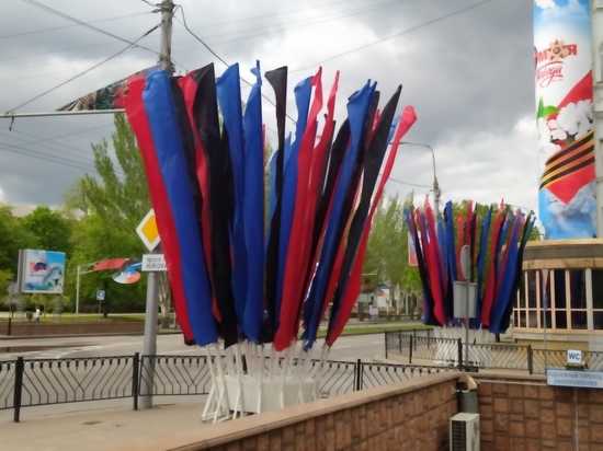 Как будет ходить донецкий транспорт в День Республики