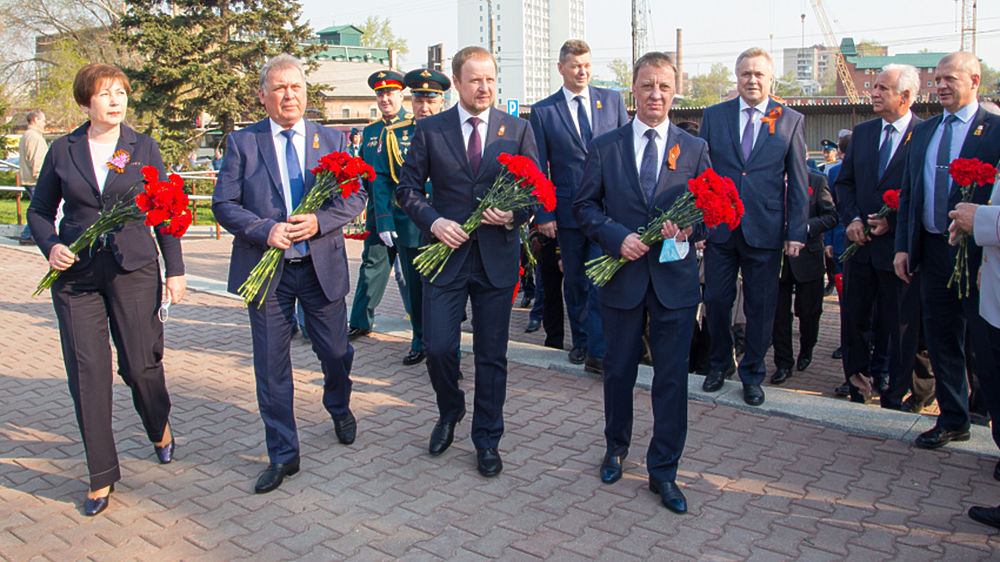 День Победы-2021 в Барнауле: Парад, возложение цветов и концерты для ветеранов