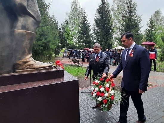 Памятник Неизвестному солдату открыли в Бондарском районе