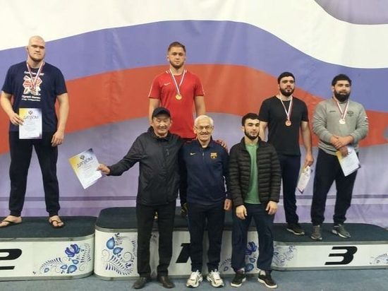 Якутские студенты стали призерами чемпионата России по вольной борьбе