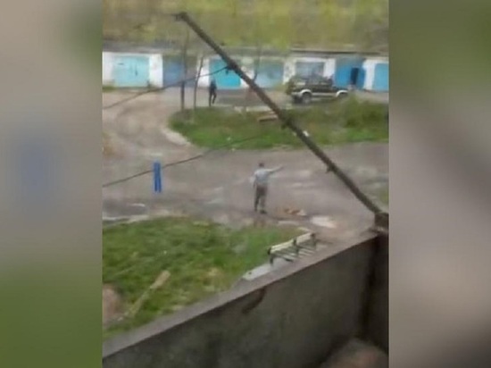 В астраханских родительских чатах распространяют информацию о мужчине, взорвавшем у себя в руках гранату