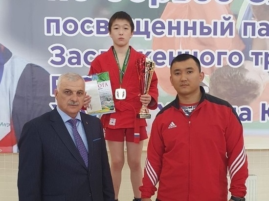 Юный самбист из Калмыкии стал первым на турнире в Адыгее