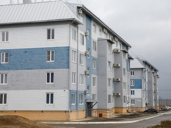 Под Волгоградом 39 семей дольщиков получили долгожданное жилье