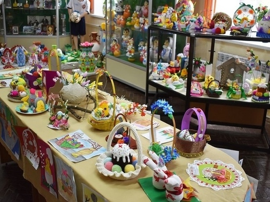 В Котовске открыли пасхальную выставку декоративно-прикладного творчества