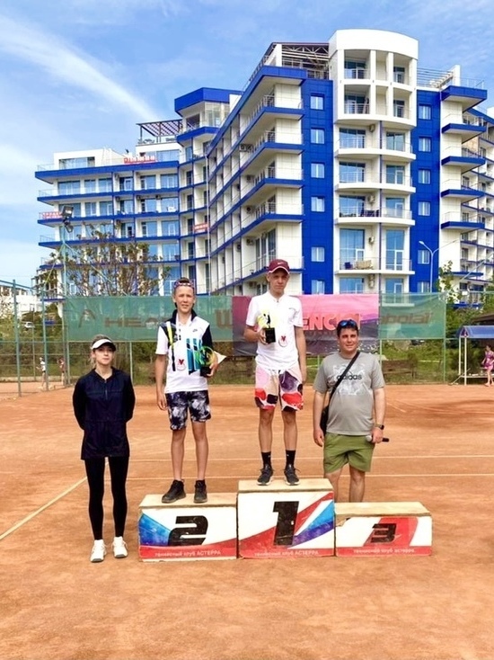 Обнинский теннисист взял две медали турниров в Крыму и Белоруссии