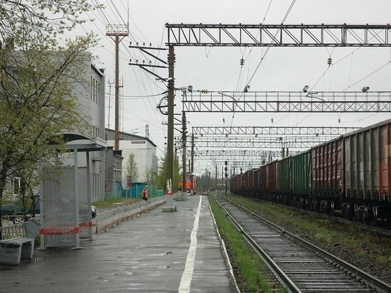 В Оленегорске с рельсов сошли три вагона