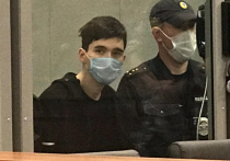 19-летний Ильназ Галявиев, устроивший стрельбу в казанской гимназии (напомним, погибли 9 человек, 23  ранены) в ближайшее время будет доставлен в Москву