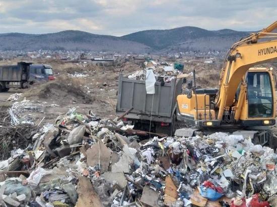 Почти 2 тыс. кубометров мусора вывезено с Кузнецовского плато рядом с Красноярском