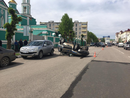 В центре Тамбова произошло ДТП с тремя автомобилями