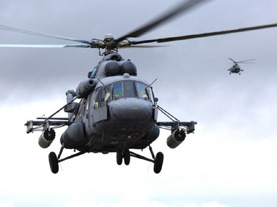 Под Псковом армейские вертолёты выполнили полёты в сложных метеоусловиях