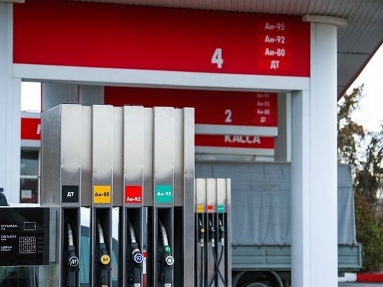 В Волгограде незначительно увеличились цены на бензин