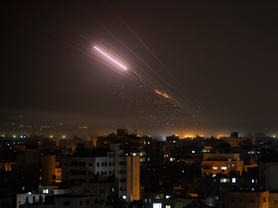 Израиль нанес по Газе удар всей огневой мощью