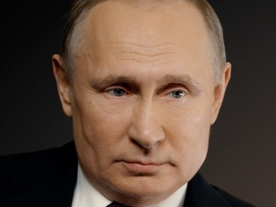 Украину медленно, но верно превращают в антипод России, заявил Путин