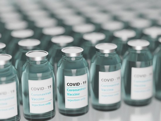 В Минпромторге рассказали о стоимости вакцин от COVID-19