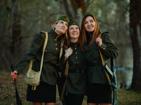 Уфимские блогерши сняли клип о девушках-солдатах