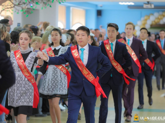 В Улан-Удэ последний звонок пройдет 22 мая