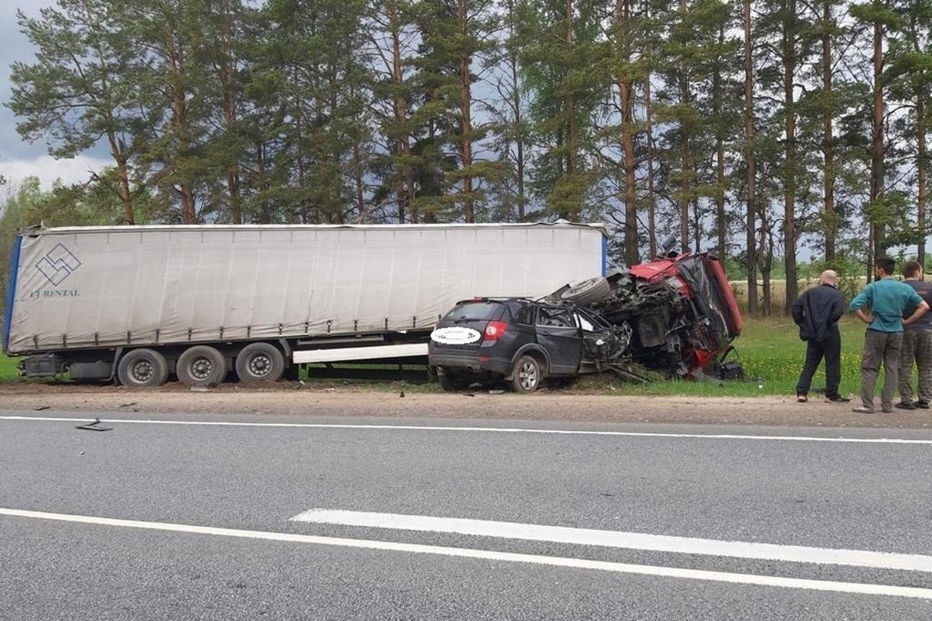 Авария с двумя смертями произошла на шоссе Ярославль – Кострома