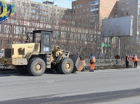 Весенняя уборка в Заполярье в разгаре