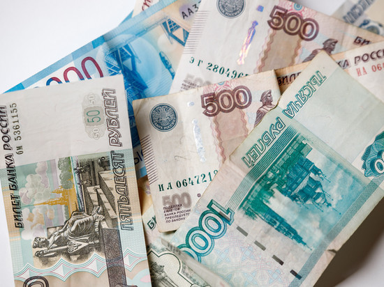 В псковском банке обнаружили фальшивые купюры