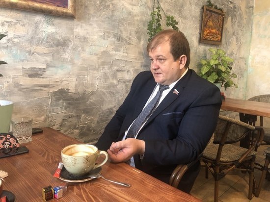 В интервью «МК в Хабаровске» политик озвучил причины выхода из партии и поделился планами на будущее