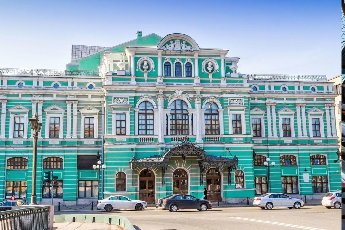 Мариинский театр в Петербурге