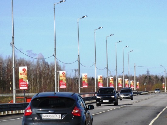 Закрытие участка КАД привело к огромным пробкам в Петербурге