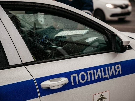 Оставленный в селе в Тверской области неисправный автомобиль разобрали на цветмет