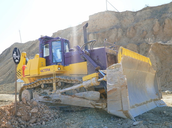 На Тимлюйском цементном заводе в Бурятии продолжается обновление парка горной спецтехники