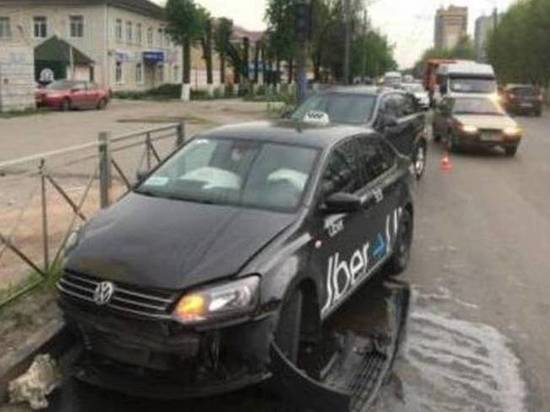 Брянец пострадал в ДТП по вине таксиста
