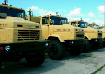Армия США разместила на Кременчугском автомобилестроительном заводе, что в Полтавской области, заказ на транспортные средства для перевозки личного состава, бортовые грузовики, автоцистерны для воды и топлива, а также запчасти к ним