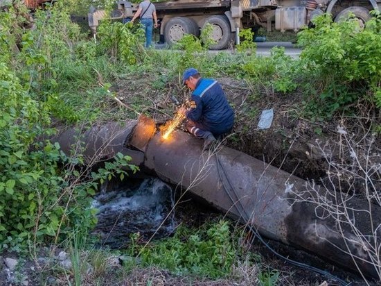 Центральный водопровод в Коркино обещают починить к обеду