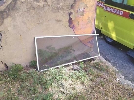 В Ивановской области мужчина выпал из окна многоэтажки