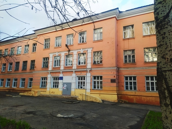 В Донецке снова сообщают о минировании школы