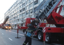 Информация о возгорании в многоквартирном доме по улице Кирова поступила на пульт дежурного около шести вечера 21 мая. 