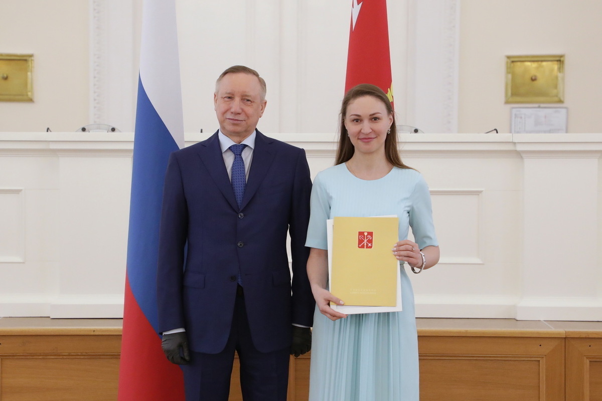 Беглов губернатор санкт петербурга без усов